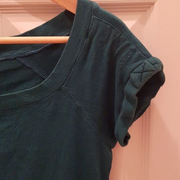 3/$20 Urban Behavior sz S green top woman - Picture 3 of 5